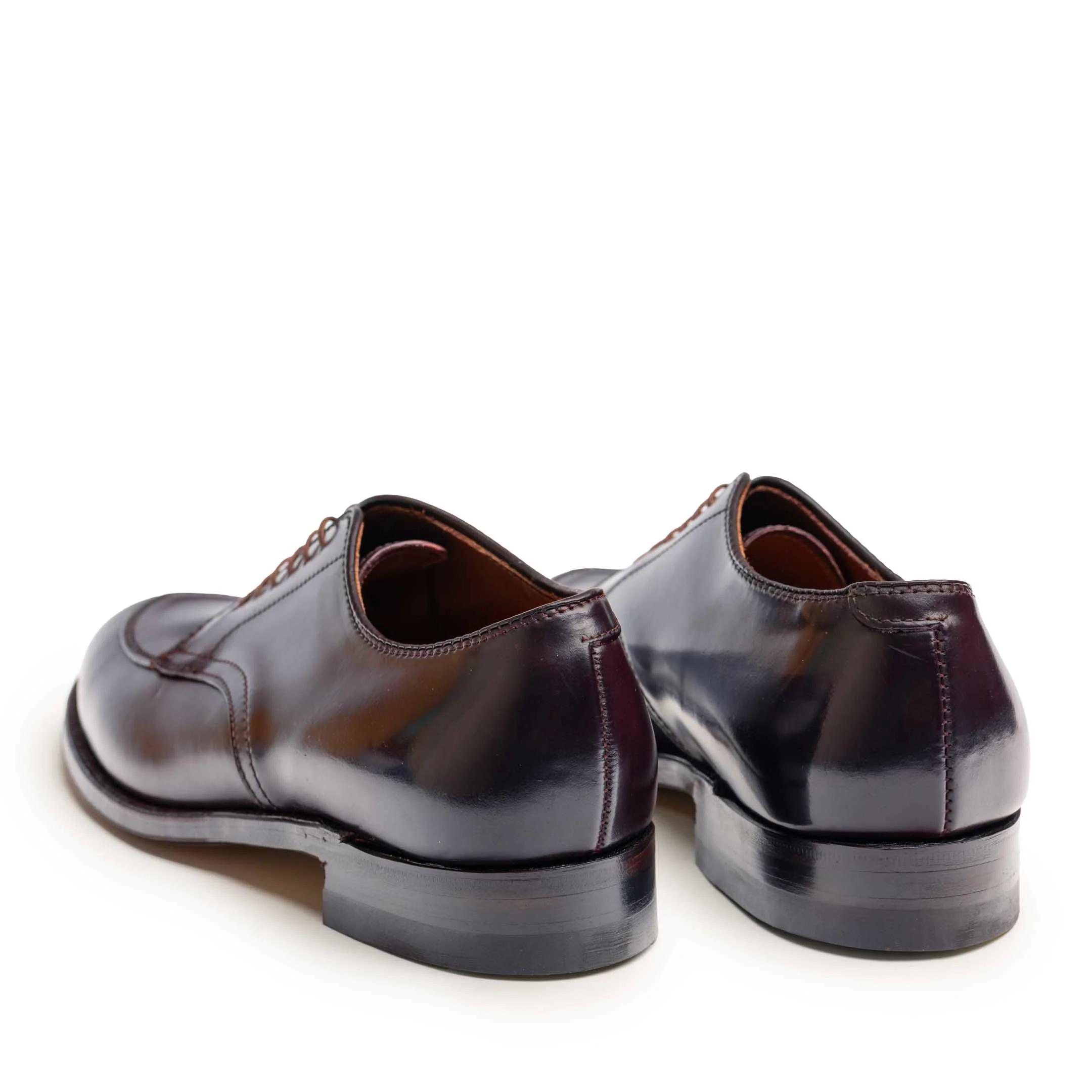 Alden x Clutch Cafe V-Tip Blucher Colour #8 Cordovan A0607 - Image 6