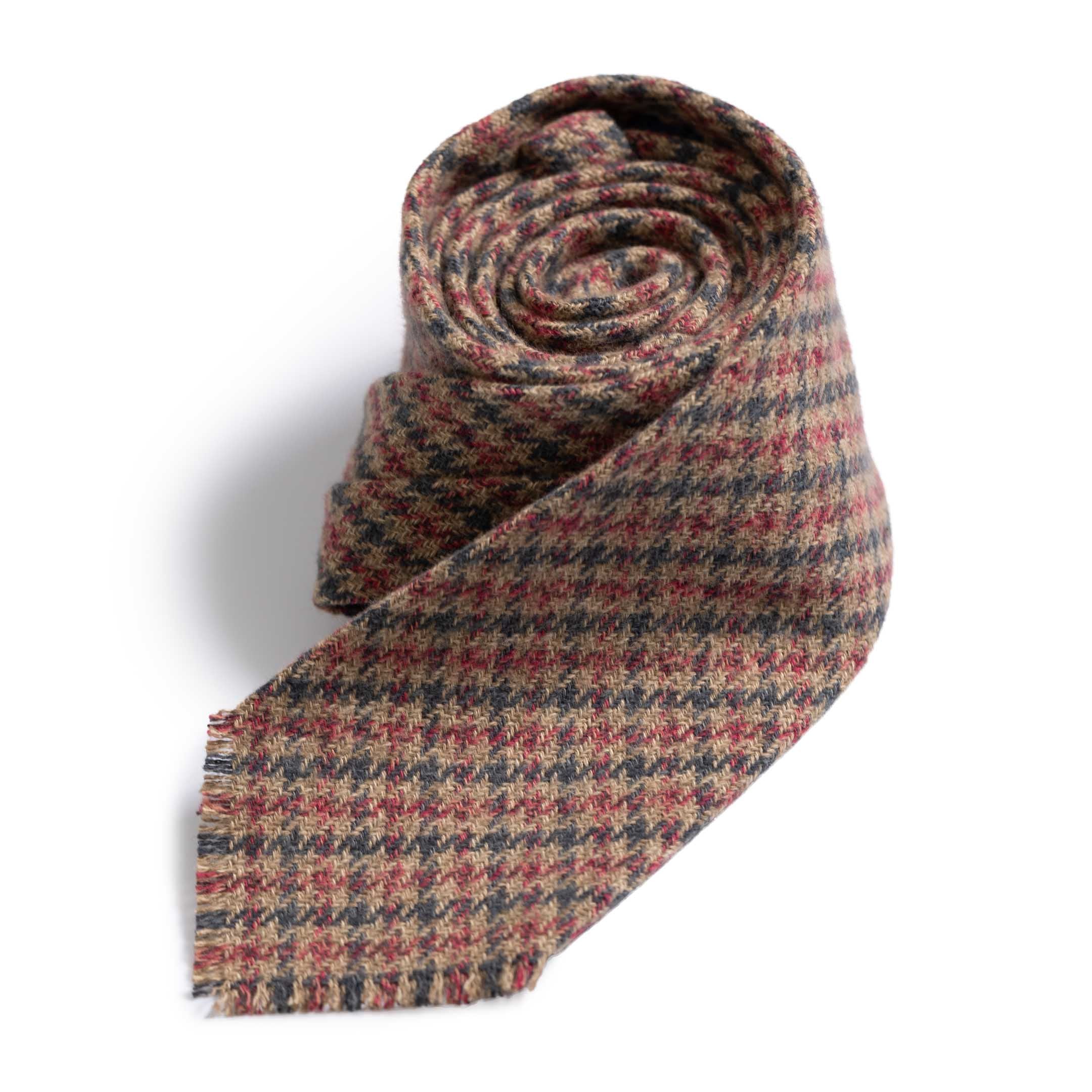 Anatomica Hand Fringe Tie Cotton Tweed Pink - Image 2