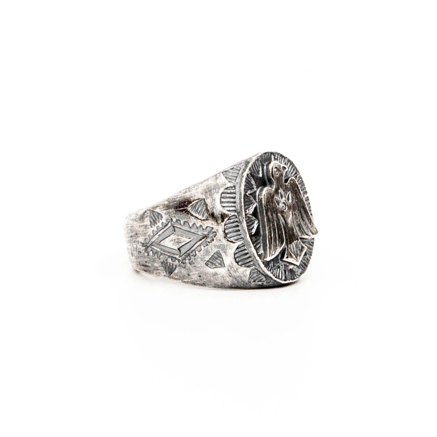 First Arrow's VFSW stamp ring with thunderbird   R-133 - Image 2