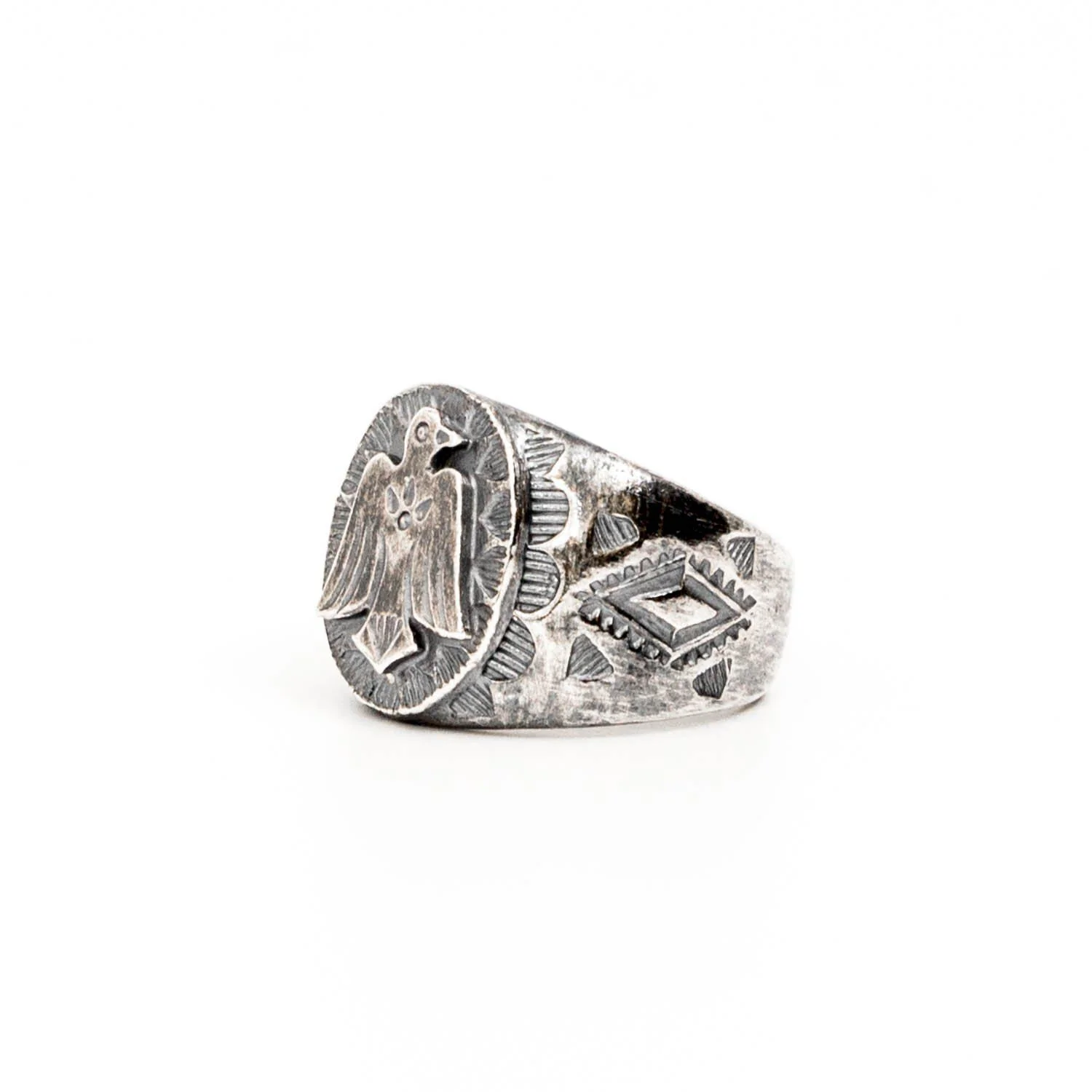 First Arrow's VFSW stamp ring with thunderbird   R-133 - Image 3