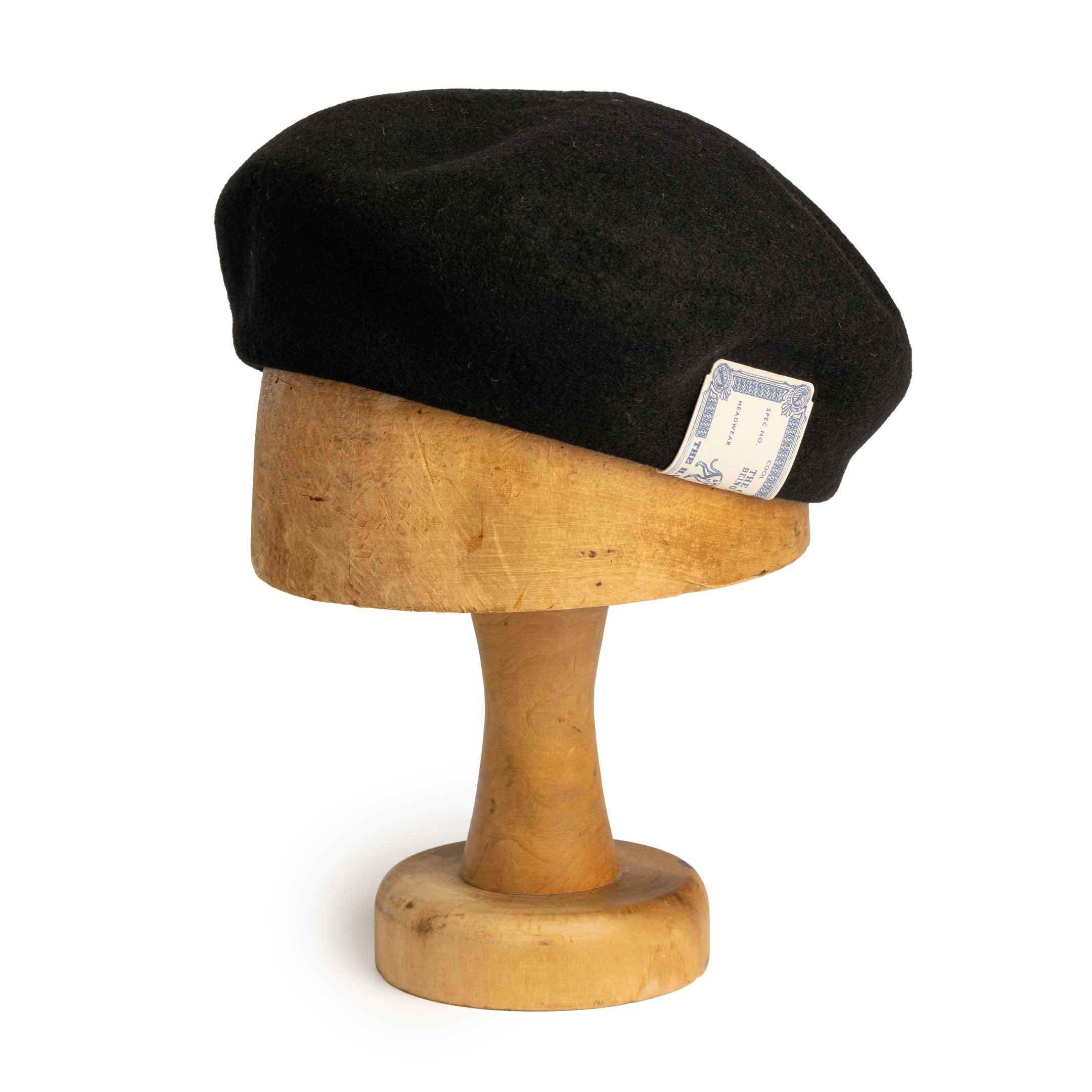 H.W. Dog Basic Beret Black
