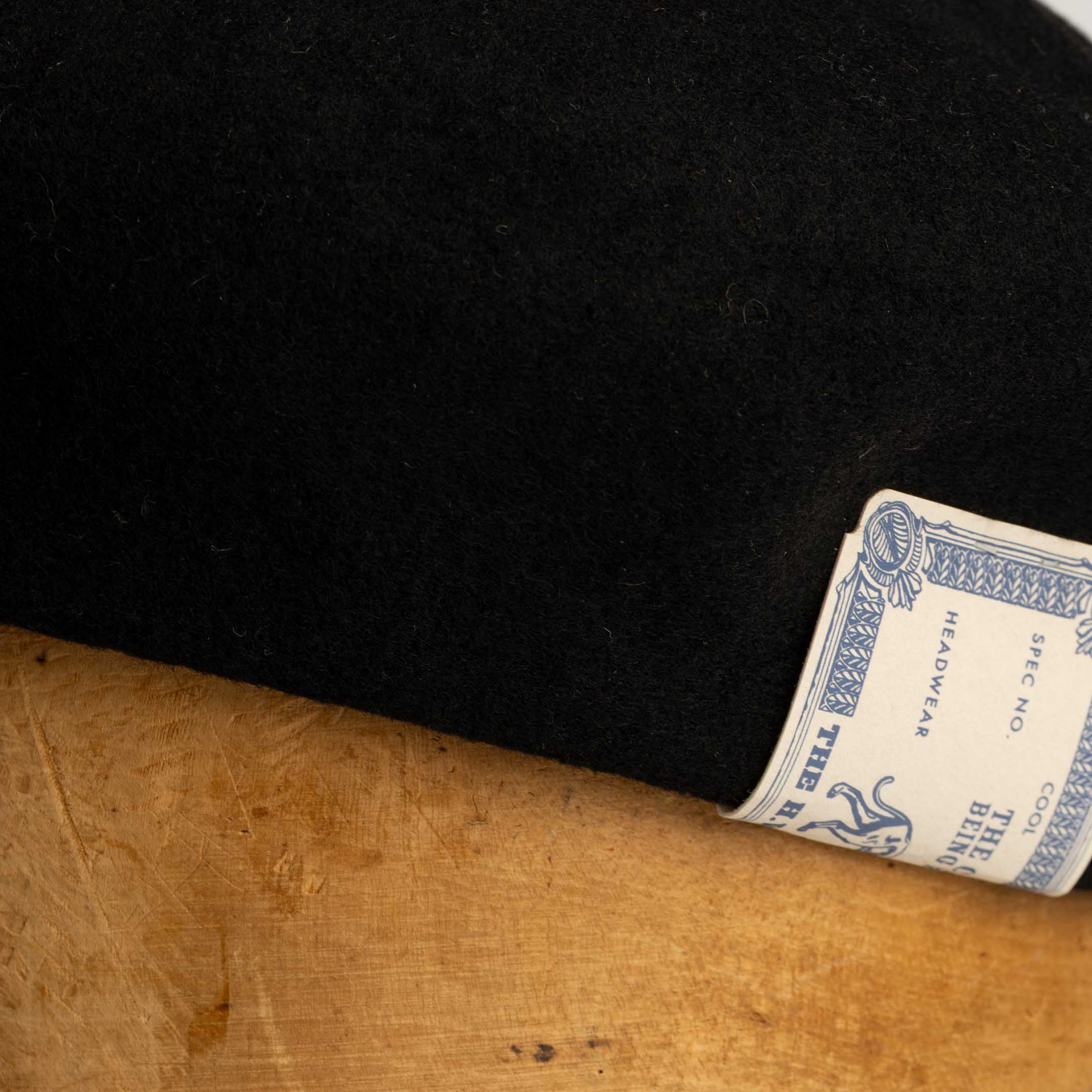 H.W. Dog Basic Beret Black - Image 2