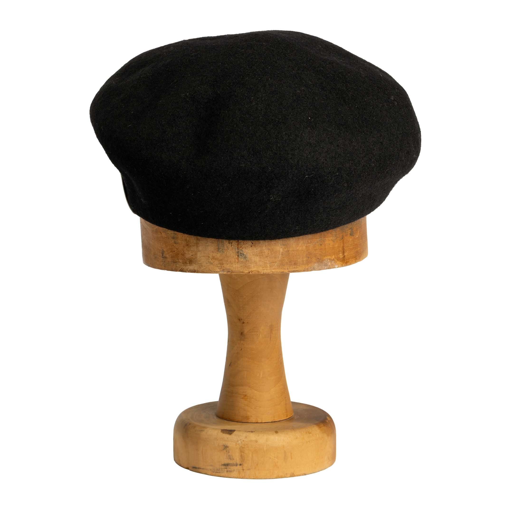 H.W. Dog Basic Beret Black - Image 3