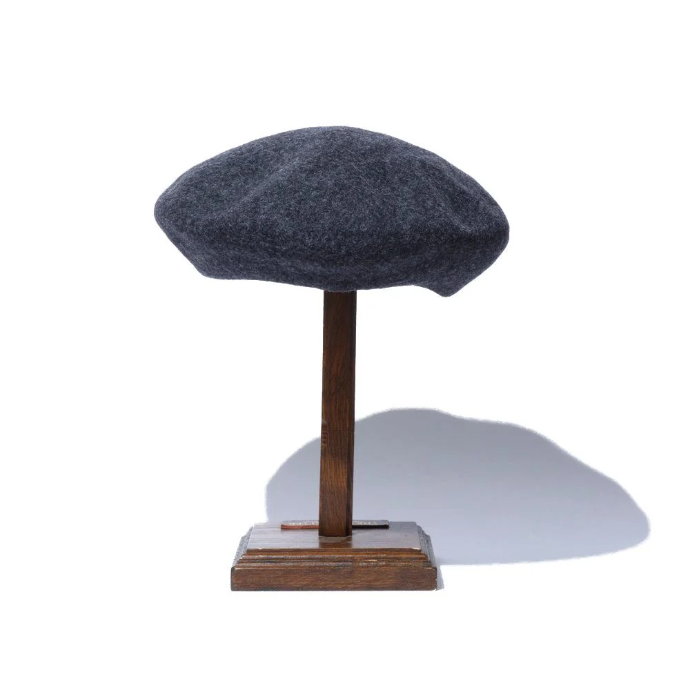H.W. Dog Beret C. Grey