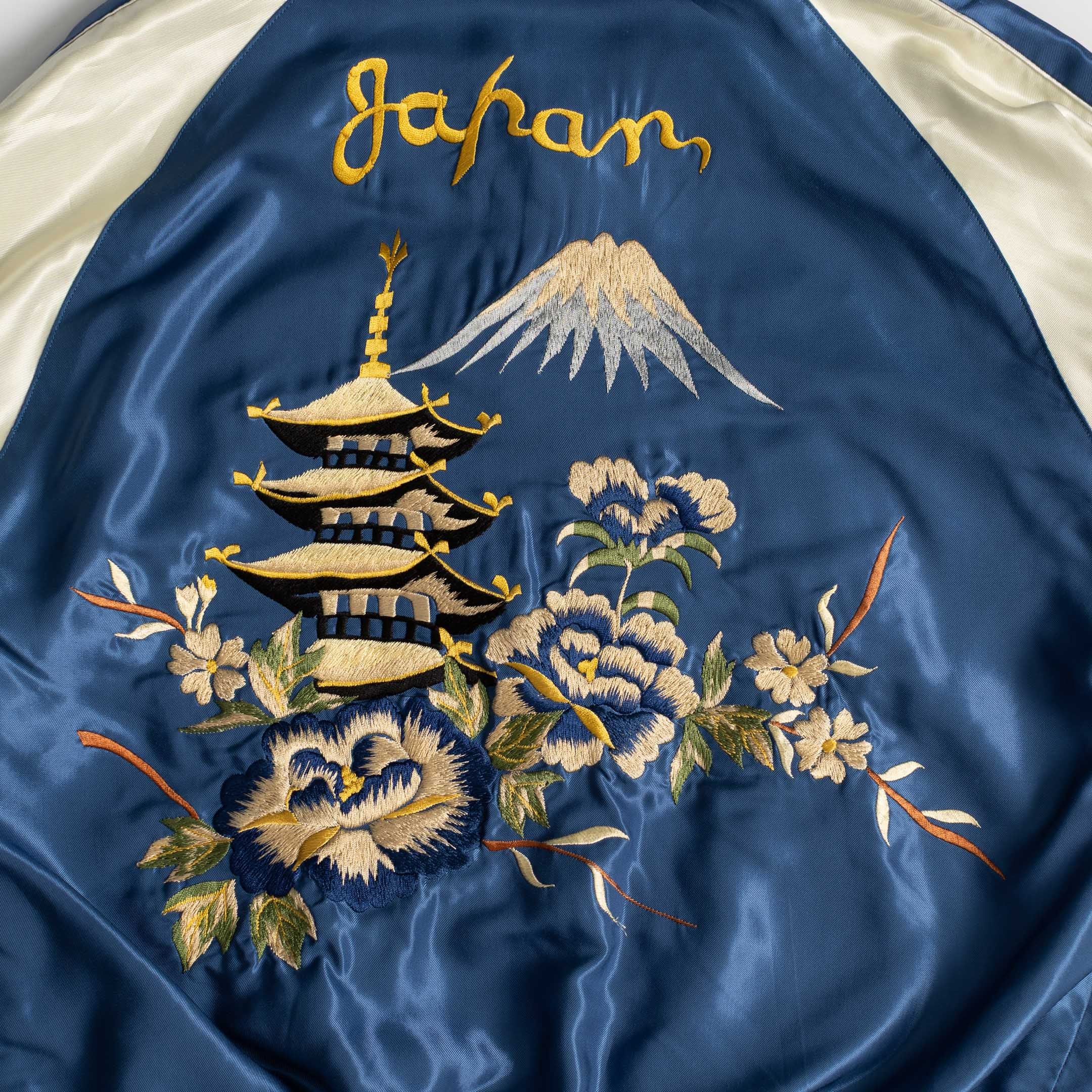 Tailor Toyo White Eagle  Landscape Souvenir Jacket Pink - Image 11