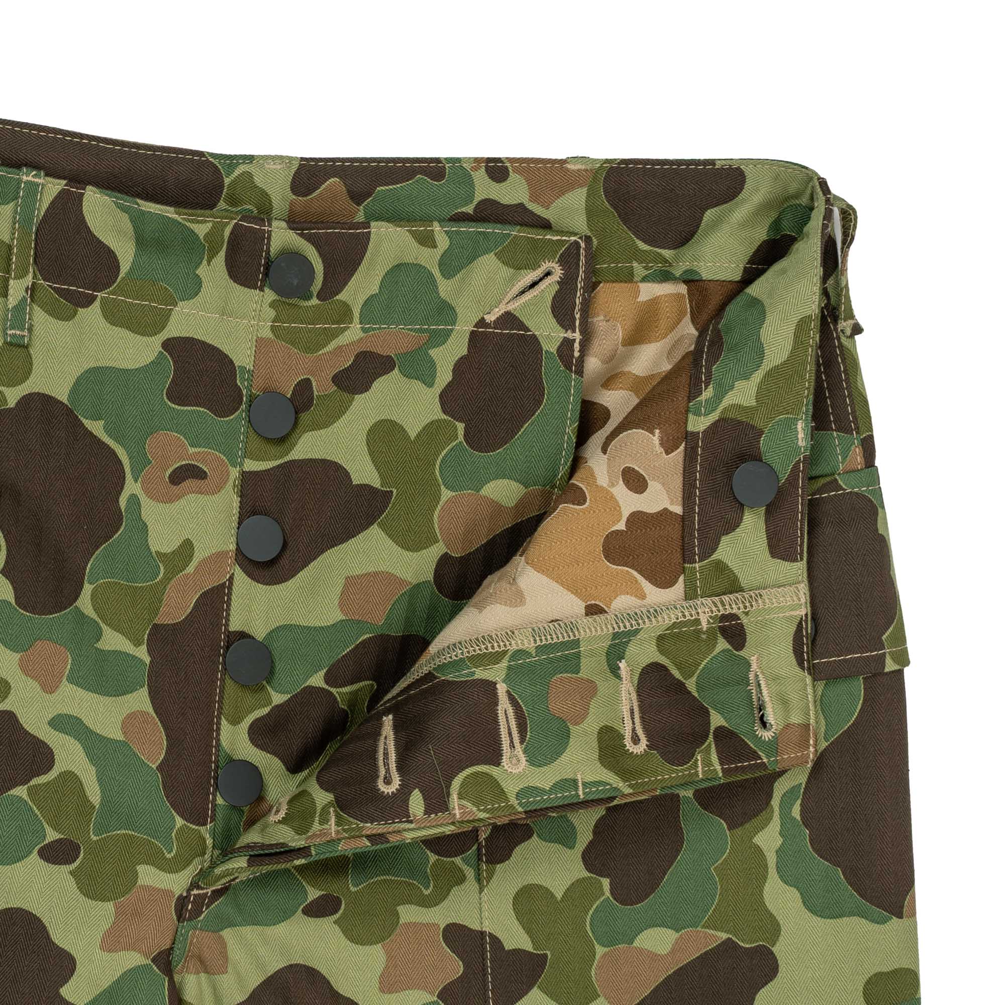 The Real McCoy's Reversible Frogskin Camouflage Shorts - Image 5
