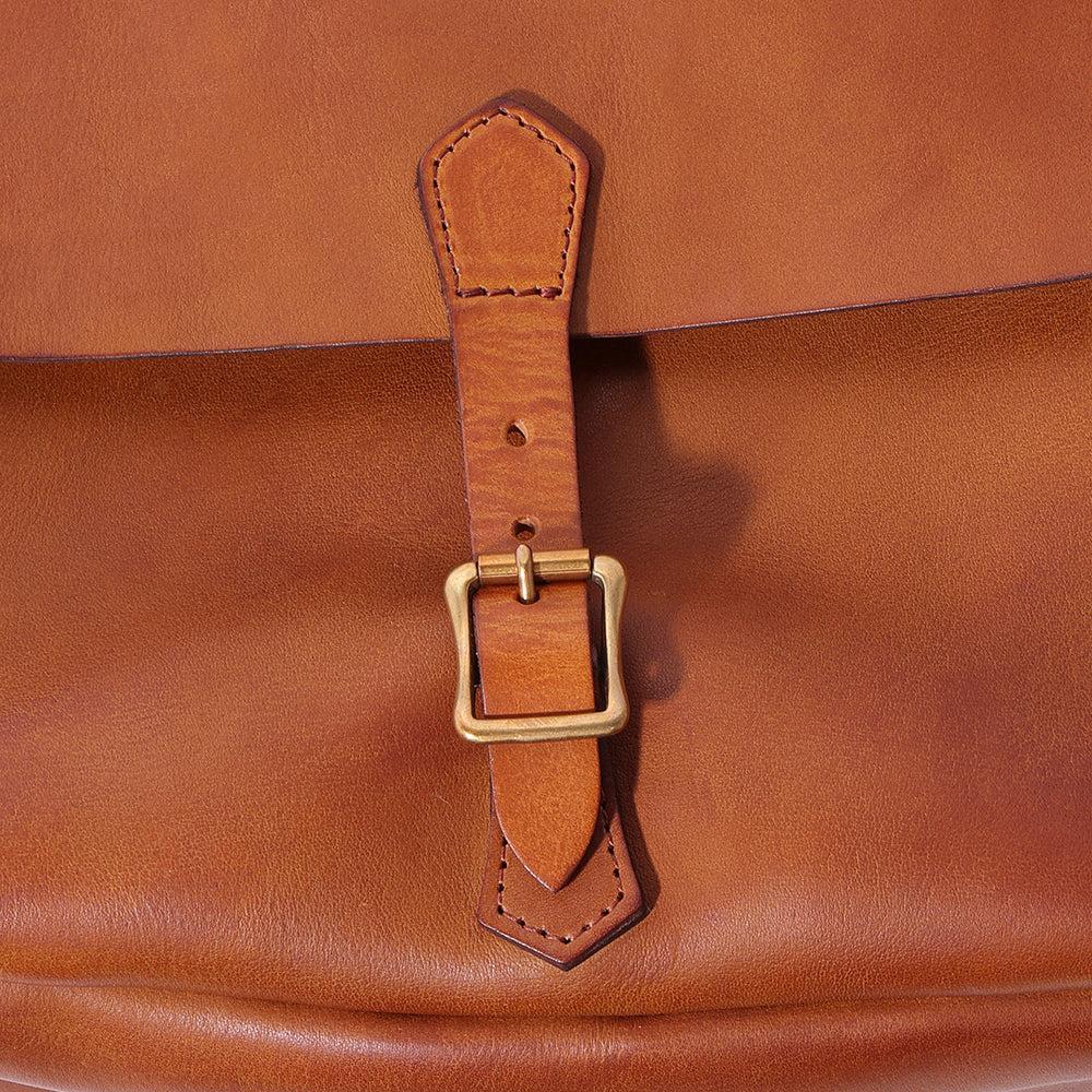 Vasco Leather Postman Shoulder Bag (Large) Camel - Image 4